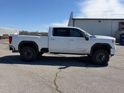 Used 2020 GMC Sierra 2500 Denali w/ Denali Ultimate Package AWD/4WD image 2