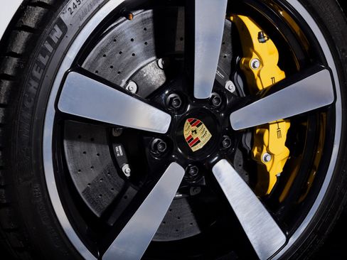 Used 2024 Porsche 911 Carrera S image 10