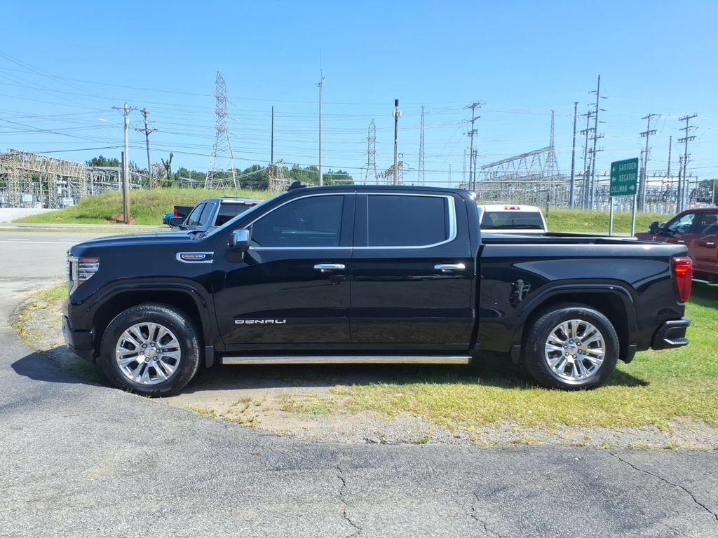 Used 2022 GMC Sierra 1500 Denali AWD/4WD image 4