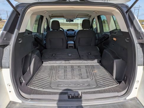 Used 2019 Ford Escape S image 37