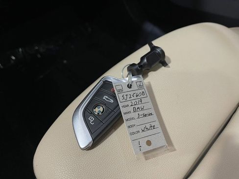 Used 2019 BMW 330i xDrive Sedan w/ Convenience Package image 37