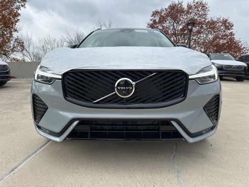 New 2026 Volvo XC60 B5 Ultra w/ Climate Package image 2