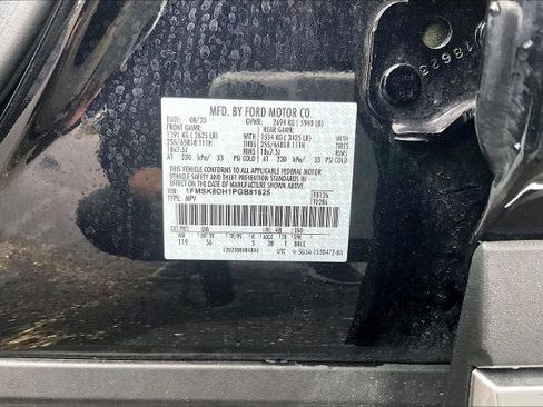 Certified 2023 Ford Explorer XLT w/ Equipment Group 202A image 28