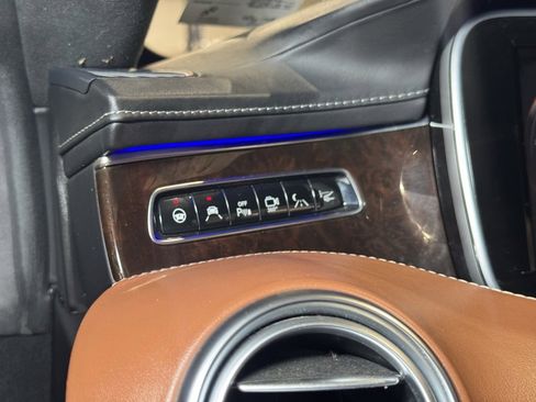 Used 2015 Mercedes-Benz S 63 AMG 4MATIC Coupe image 34
