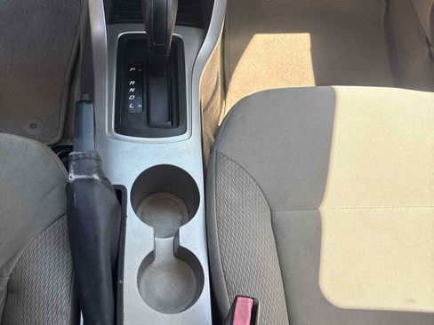 Used 2011 Ford Focus S FWD image 19