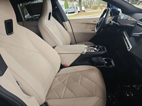 Certified 2024 BMW iX xDrive50 w/ Premium Package image 10