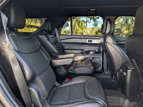 Used 2024 Ford Explorer ST w/ Equipment Group 401A image 19