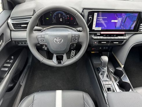 New 2026 Toyota Camry Hybrid image 16