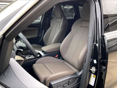 New 2025 Audi Q5 Premium Plus image 9