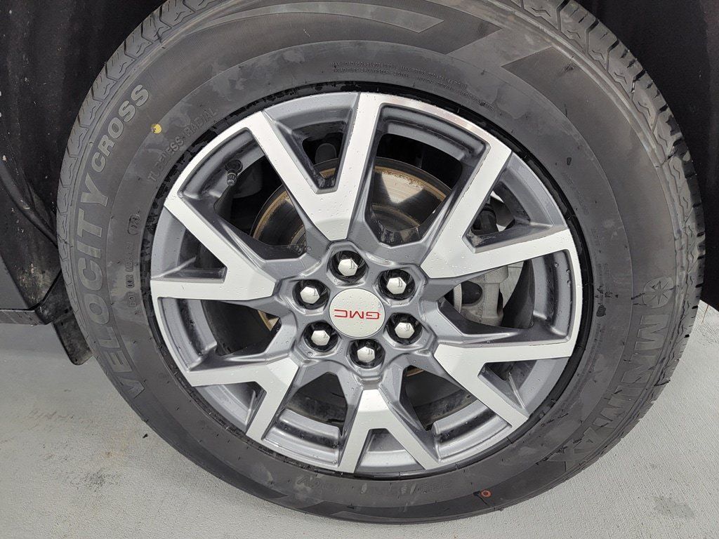 Used 2023 GMC Acadia SLT AWD/4WD image 11