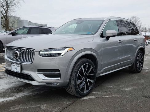 Certified 2023 Volvo XC90 B6 Plus w/ Protection Package Premier image 3