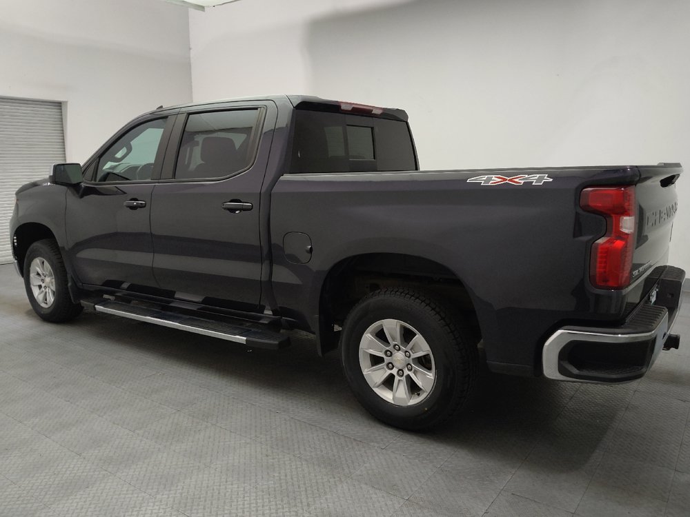 Used 2024 Chevrolet Silverado 1500 LT w/ Leather Package AWD/4WD image 3