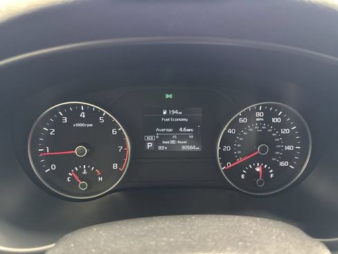 Used 2022 Kia Sportage EX AWD/4WD image 16