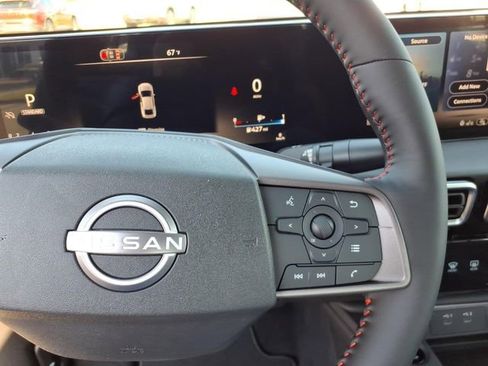 New 2026 Nissan Sentra SR FWD image 11