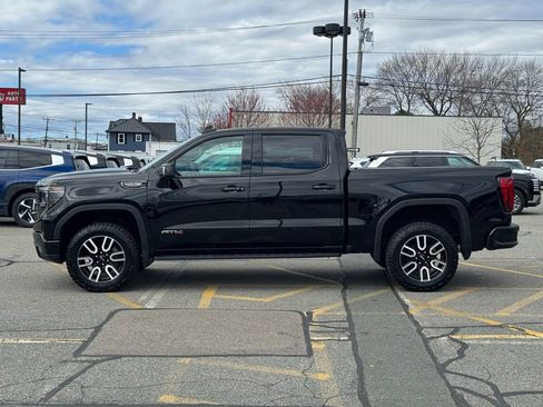 Used 2023 GMC Sierra 1500 AT4 w/ AT4 Premium Package image 2
