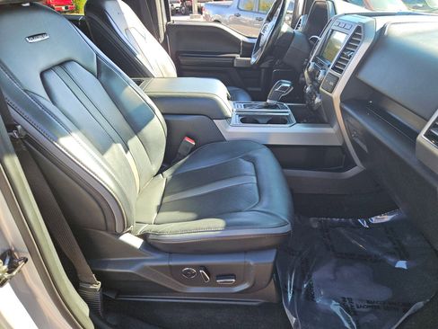 Used 2019 Ford F150 Platinum w/ Equipment Group 701A Luxury image 24