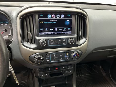 Used 2016 Chevrolet Colorado Z71 image 16