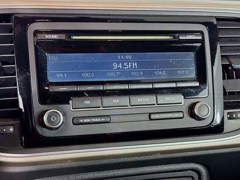 Used 2013 Volkswagen Beetle 2.5 image 25