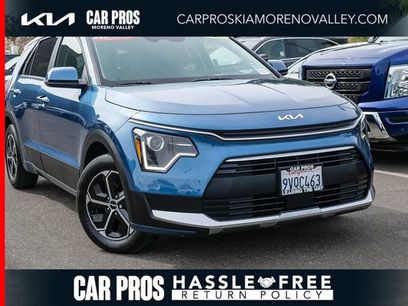 Certified 2025 Kia Niro EX