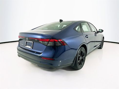 New 2025 Honda Accord SE image 5