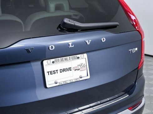 Certified 2025 Volvo XC90 T8 Plus w/ Protection Package Premier AWD/4WD image 40