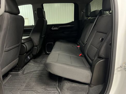 Certified 2024 GMC Sierra 1500 Elevation w/ LPO, Elevation Black Package AWD/4WD image 14