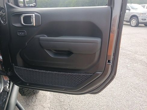 New 2025 Jeep Gladiator Sport image 35