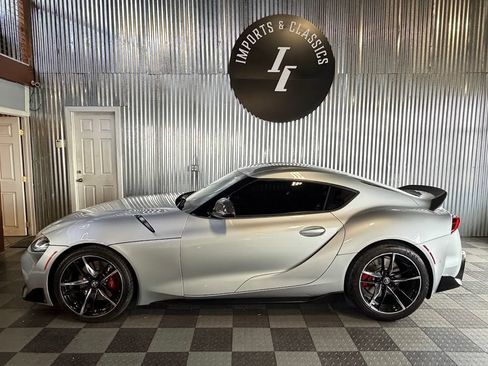 Used 2021 Toyota Supra Premium RWD image 8