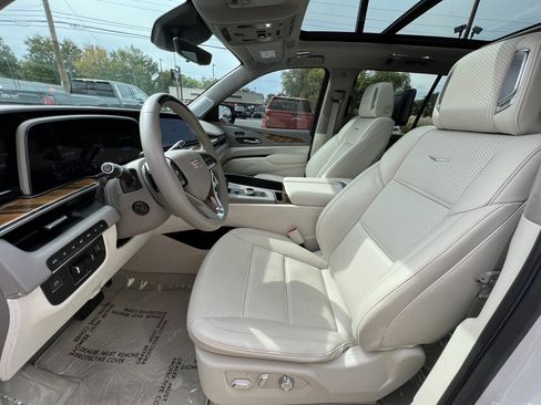 Used 2021 Cadillac Escalade Sport Platinum image 19