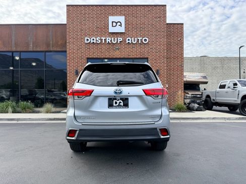 Used 2019 Toyota Highlander Limited AWD/4WD image 7