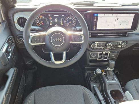 New 2025 Jeep Wrangler Sahara w/ Technology Group image 12
