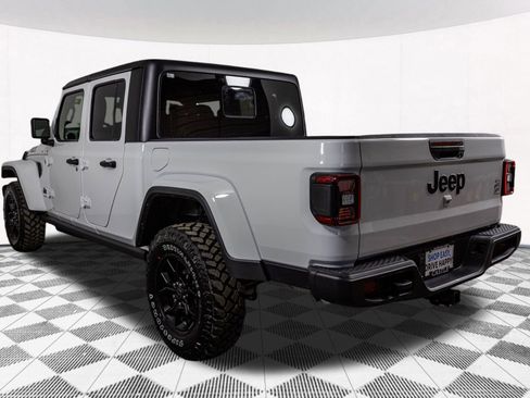New 2026 Jeep Gladiator Sport AWD/4WD image 18