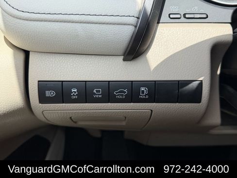 Used 2021 Toyota Camry XLE w/ Navigation Upgrade Package FWD image 25