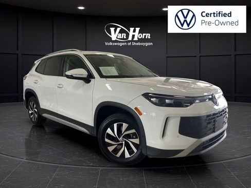 Certified 2025 Volkswagen Tiguan S AWD/4WD image 1