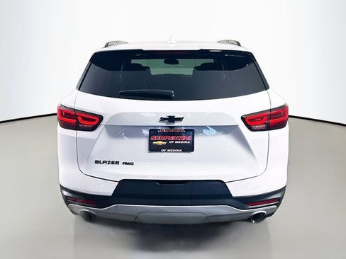 New 2025 Chevrolet Blazer LT w/ Midnight/Sport Edition image 6