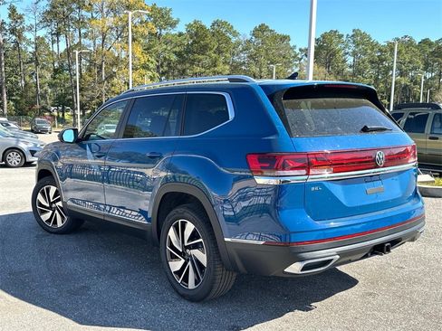 New 2025 Volkswagen Atlas SEL image 8