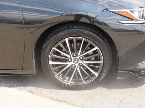 Used 2022 Lexus ES 350 w/ Premium Package FWD image 15