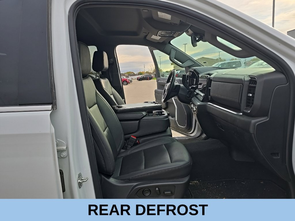Used 2025 GMC Sierra 1500 SLT AWD/4WD image 15