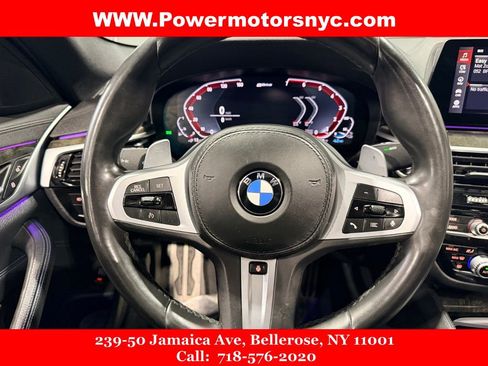 Used 2020 BMW 530e w/ M Sport Package image 29