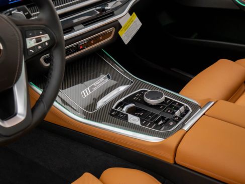 Certified 2025 BMW X5 xDrive40i w/ Parking Assistance Package image 12