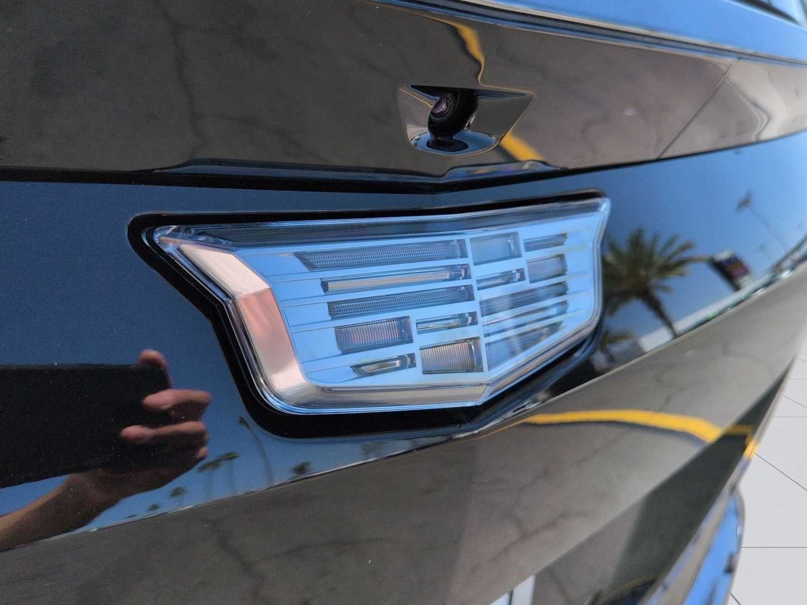 Used 2026 Cadillac Vistiq Sport AWD/4WD image 8