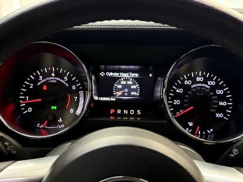 Used 2015 Ford Mustang Coupe RWD image 26