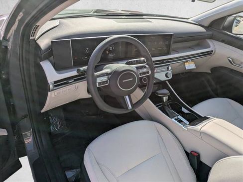 New 2026 Hyundai Tucson SEL FWD image 10