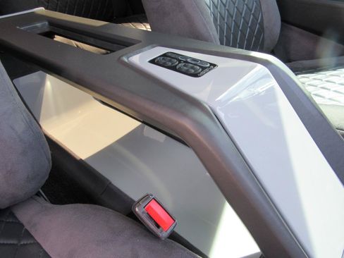 Used 1993 Chevrolet Silverado 3500 2WD Crew Cab image 62