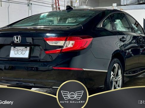 Used 2018 Honda Accord EX image 6