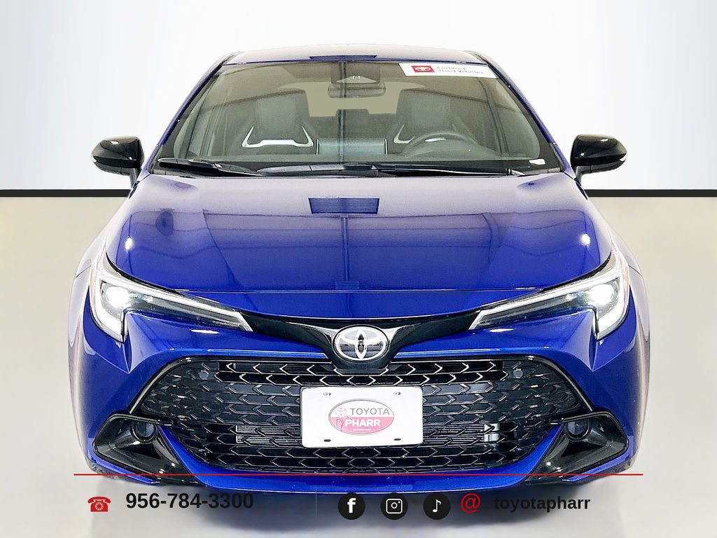 Used 2026 Toyota Corolla SE FWD image 2