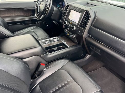 Used 2020 Ford Expedition Max Limited image 14