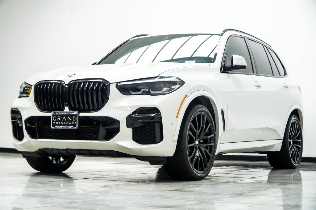 Used 2022 BMW X5 sDrive40i w/ M Sport Package RWD image 10