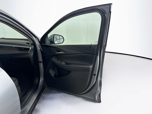 Used 2025 Buick Encore GX Preferred FWD image 30