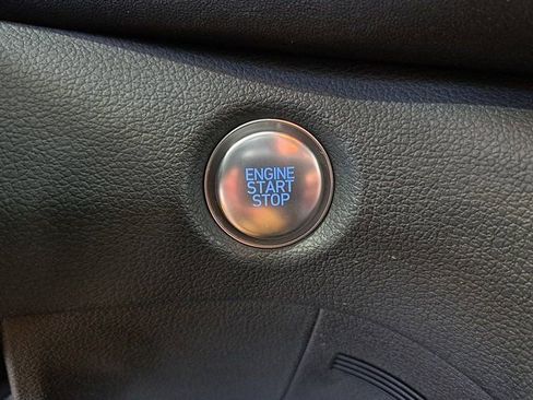 Used 2023 Hyundai Santa Fe SEL image 14